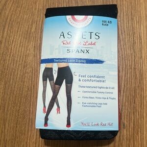 NWT Assets by Spanx Textured Lace Zigzag Shaping Tights Black Size 4/D Reg. $22